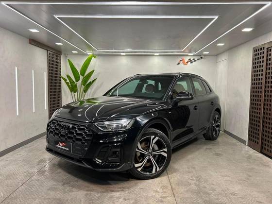 AUDI Q5 2.0 55 TFSIE PHEV PERFORMANCE BLACK QUATTRO S TRONIC AUDI Q5 2.0 55 TFSIE PHEV PERFORMANCE BLACK QUATTRO S TRONIC